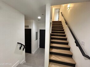 17850 N 68th St in Phoenix, AZ - Building Photo - Building Photo
