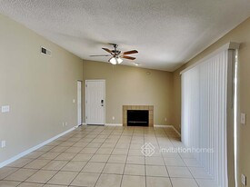 13204 Laraway Ct in Riverview, FL - Foto de edificio - Building Photo