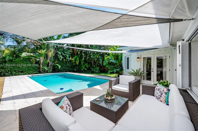 1003 NE 118th St in Biscayne Park, FL - Building Photo - Building Photo