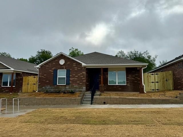 property at 2440 N Raven Ln