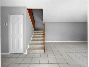 166 Lake Arbor Dr in Palm Springs, FL - Building Photo - Building Photo