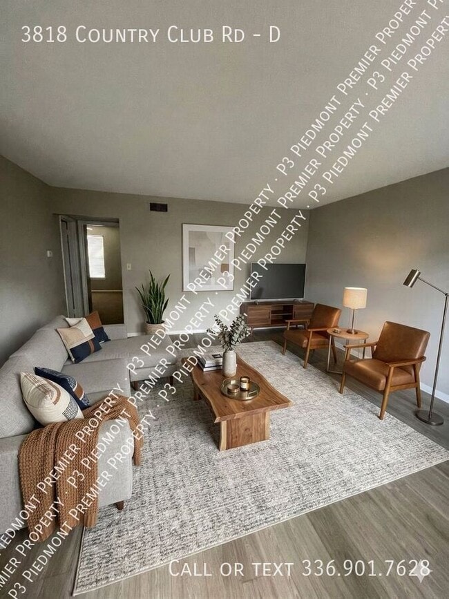 3818 Country Club Rd in Winston-Salem, NC - Building Photo - Building Photo