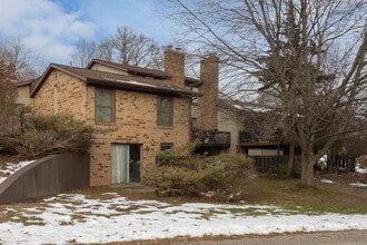 Chatham Woods in Grand Rapids, MI - Building Photo - Building Photo