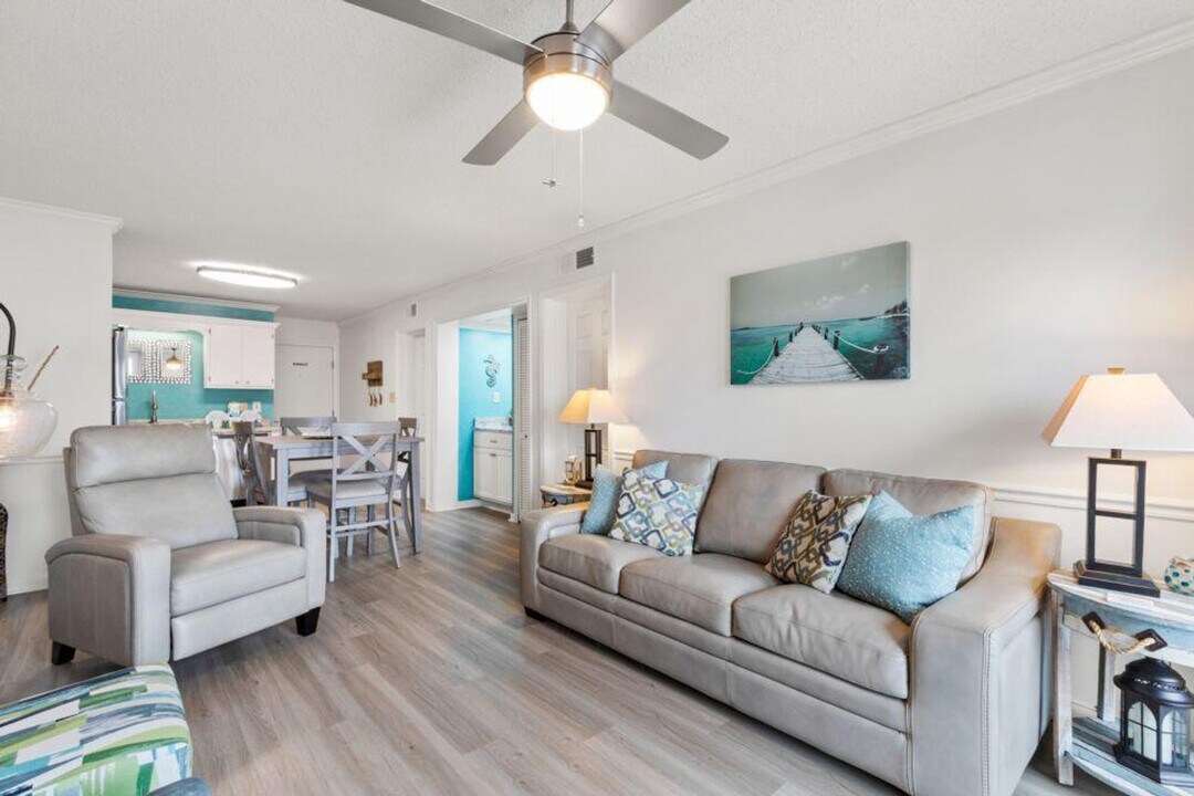 400 Plantation Rd in Gulf Shores, AL - Foto de edificio