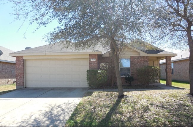 property at 1129 W Cottonwood Dr