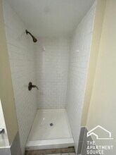 2300 S Ridgeway Ave in Chicago, IL - Building Photo - Building Photo