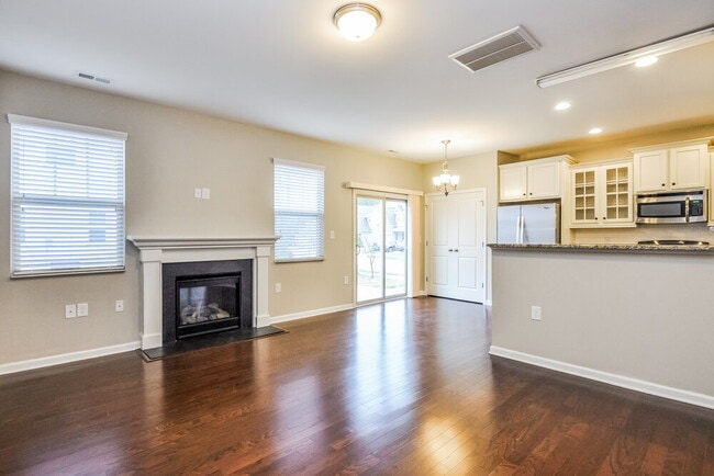 600 Lavenham Ln in Fuquay Varina, NC - Building Photo - Building Photo