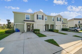 11070 Crescent Deer Dr in Land O Lakes, FL - Building Photo - Building Photo