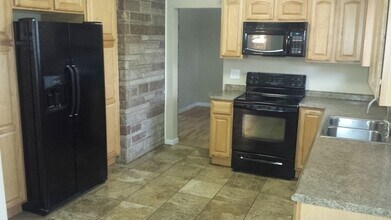 1977 Grey Ridge Rd in Maryville, TN - Building Photo - Building Photo