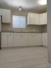 207 W 11th Ave in Escondido, CA - Building Photo - Building Photo