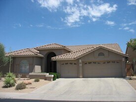 7438 E Sand Hills Rd in Scottsdale, AZ - Building Photo