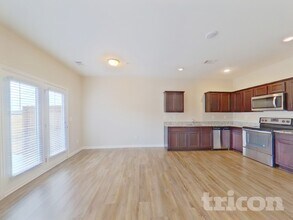 11946 Fuller St in Hampton, GA - Foto de edificio - Building Photo