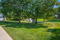 Whispering Lakes Apartments photo'