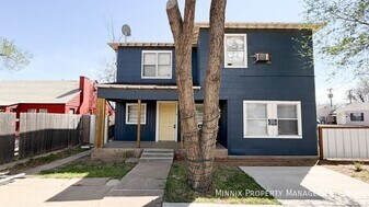 2123 18th St in Lubbock, TX - Building Photo