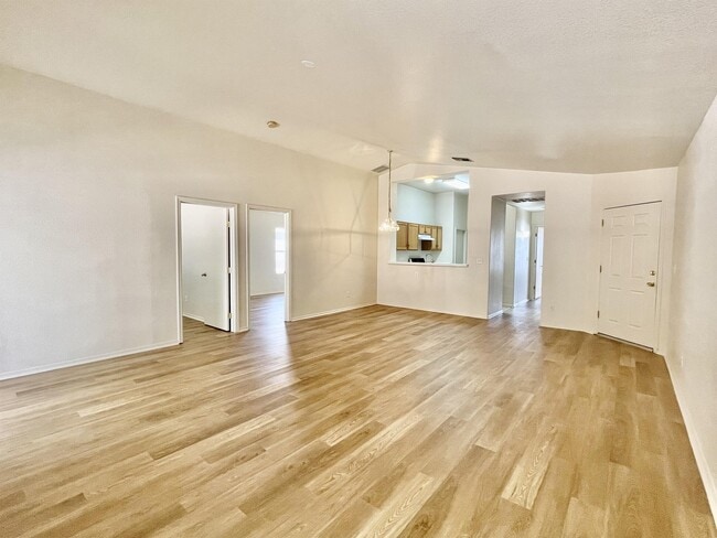 3582 Fighting Falcon Dr in Tucson, AZ - Building Photo - Building Photo