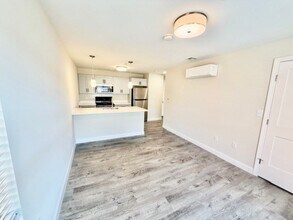 882 Massachusetts Ave in Arlington, MA - Building Photo - Building Photo