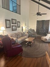 17712 Minnow Way in Penn Valley, CA - Building Photo - Building Photo