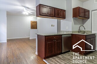 3702 N Sheffield Ave, Unit 407 in Chicago, IL - Building Photo - Building Photo