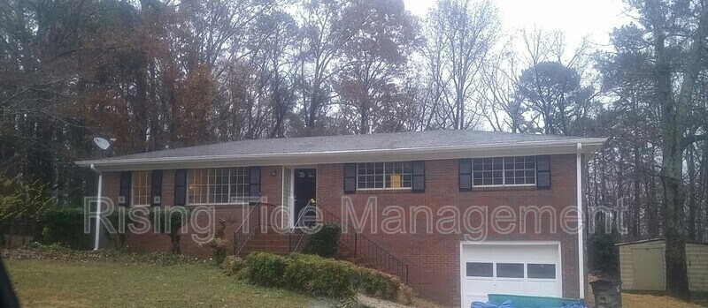 1901 3rd Pl NE in Center Point, AL - Building Photo