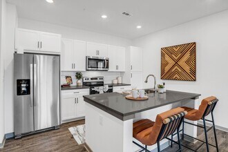 Notch66 Luxury Apartment Homes in Longmont, CO - Building Photo - Building Photo