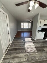 303 Brookside Dr in Belton, MO - Building Photo - Building Photo