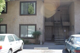 732 Chestnut St, Unit 4 in Chico, CA - Building Photo