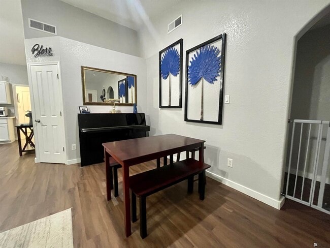 10125 E 37th Pl in Yuma, AZ - Building Photo - Building Photo
