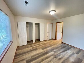 9377 N Macie Loop in Hayden, ID - Building Photo - Building Photo