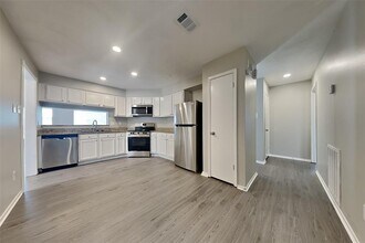 4819 Bridgeville Ln in Spring, TX - Building Photo - Building Photo