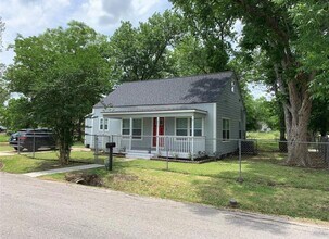 4602 Ward St in Houston, TX - Building Photo - Building Photo