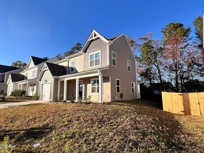 6701 Paint Rock Ln in Raleigh, NC - Foto de edificio - Building Photo