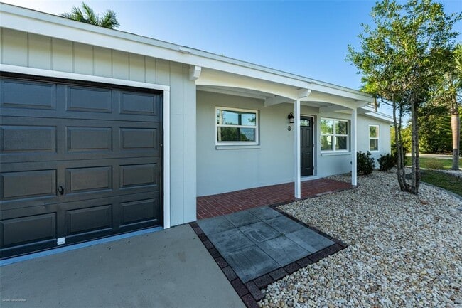 927 W Olympia Ave in Punta Gorda, FL - Building Photo - Building Photo