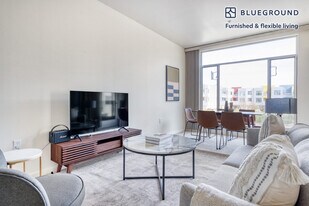 2865 Park Blvd, Unit SI FL2-ID898 in Palo Alto, CA - Building Photo