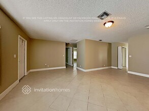 5900 Ellis Hollow Rd W in Greenacres, FL - Building Photo - Building Photo