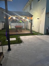 318 NE 31st Ave in Homestead, FL - Building Photo - Building Photo