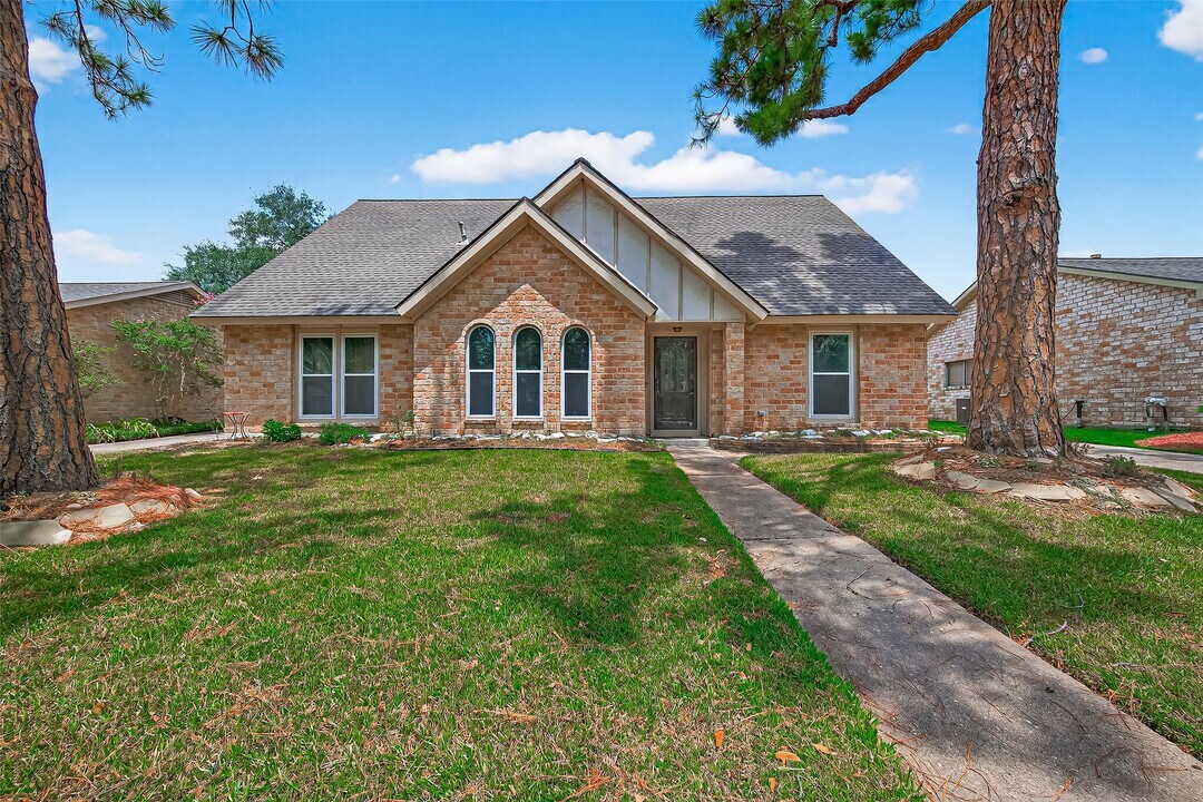 21422 Park Willow Dr in Katy, TX - Building Photo