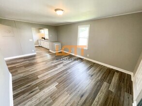 5 Saint Clair St in Greenville, SC - Building Photo - Building Photo