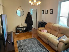 375 Prospect St, Unit 1 in Cambridge, MA - Building Photo - Building Photo