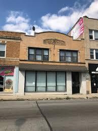3242 N Pulaski Rd in Chicago, IL - Building Photo