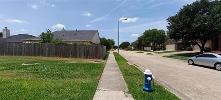 11727 Forest Wind Ln in Houston, TX - Building Photo - Building Photo