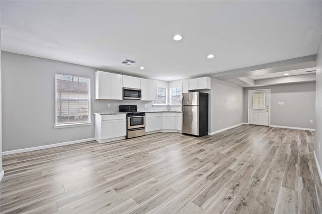 property at 1728 Connorvale Rd