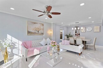 405 Mystic Trail Loop in Houston, TX - Building Photo - Building Photo