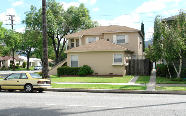 927 Pelanconi Ave in Glendale, CA - Foto de edificio - Building Photo