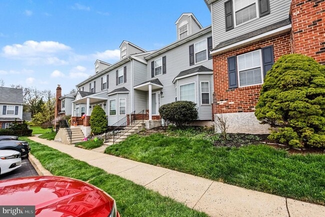 property at 1802 Harrison Ct