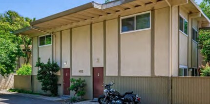 1422 Drake Dr in Davis, CA - Building Photo - Building Photo