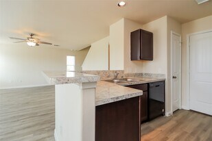 11918 Munich Dr in Houston, TX - Building Photo