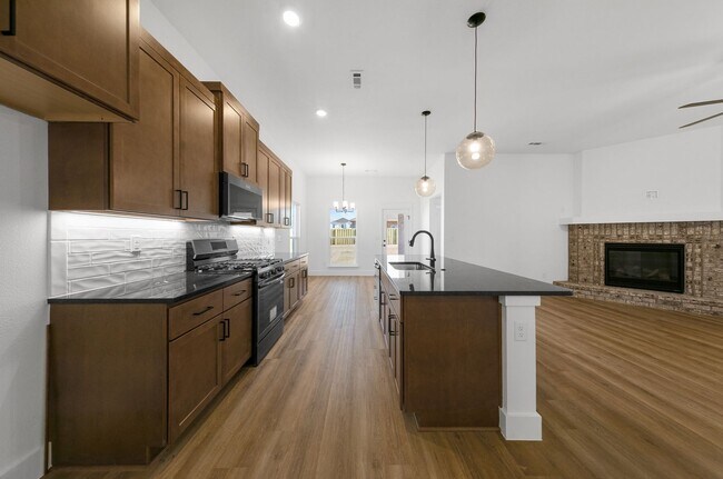 8851 Sunspire Ln in Centerton, AR - Building Photo - Building Photo