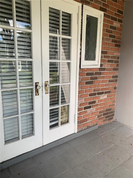 314 NW 69th Ave-Unit -186 in Plantation, FL - Foto de edificio