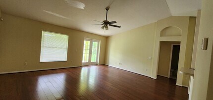 6122 NW E Deville Cir in Port St. Lucie, FL - Building Photo - Building Photo
