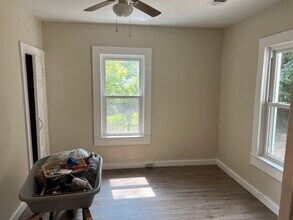 18 Walnut St in Toccoa, GA - Foto de edificio - Building Photo